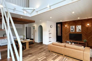 堺市中区K様邸ホワイトアイアンとヘリンボーンの壁｜注文住宅施工事例