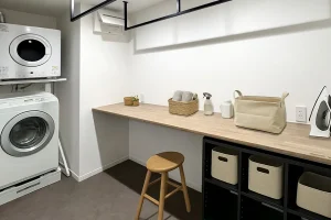 堺市北区H様邸大容量の洗濯が可能なランドリースペース｜注文住宅施工事例